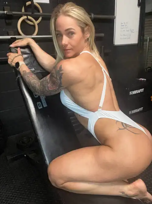 Your naughty fitness Mom
