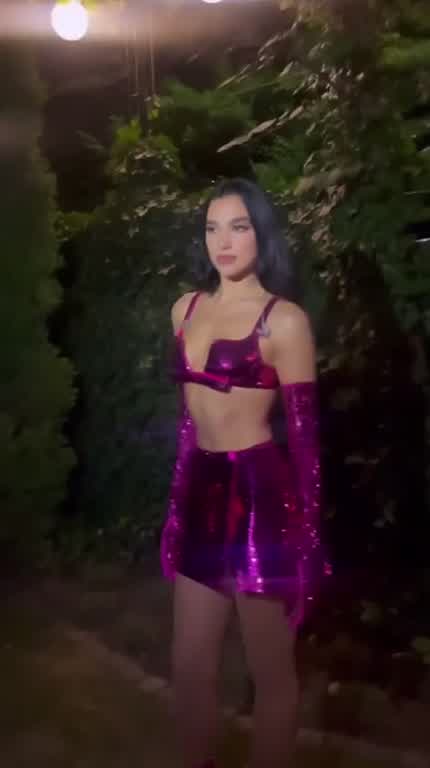 Dua’s outfit for Sunny Hill Festival | IG August 2022