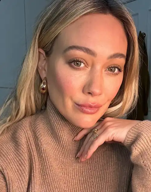New selfie from her IG story | November 2023