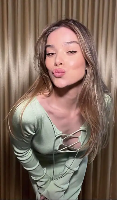 Let's all thank Goddess Steinfeld for giving us this beautiful new day. She does so much for us and the last we can do is thank her for it all. Thank you Goddess Steinfeld