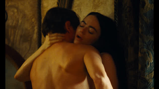 Emma in Poor Things