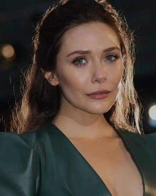 Mum has the hottest look...