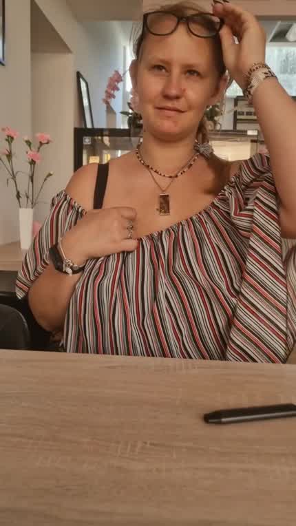 In my experience, the smaller the restaurant/patisserie etc., the greater the emotions and stress when showing tits