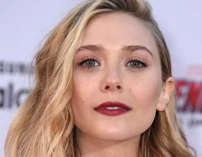 Elizabeth Olsen 
