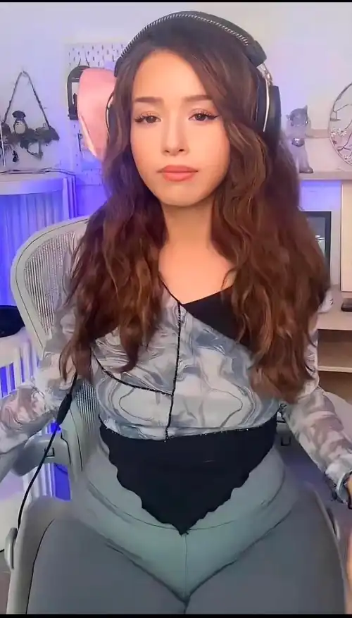 Pokimane desveres to be fucked into oblivion for all the teasing she does. I’d love to stretch her out while she was live.