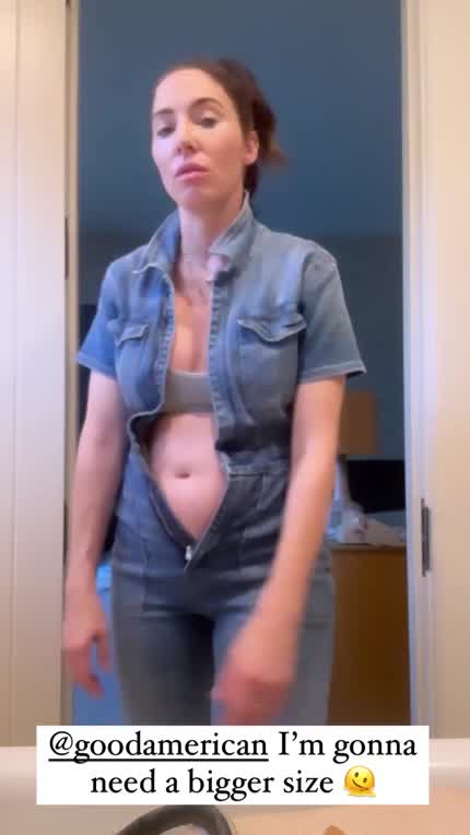 Whitney Cummings pregnant