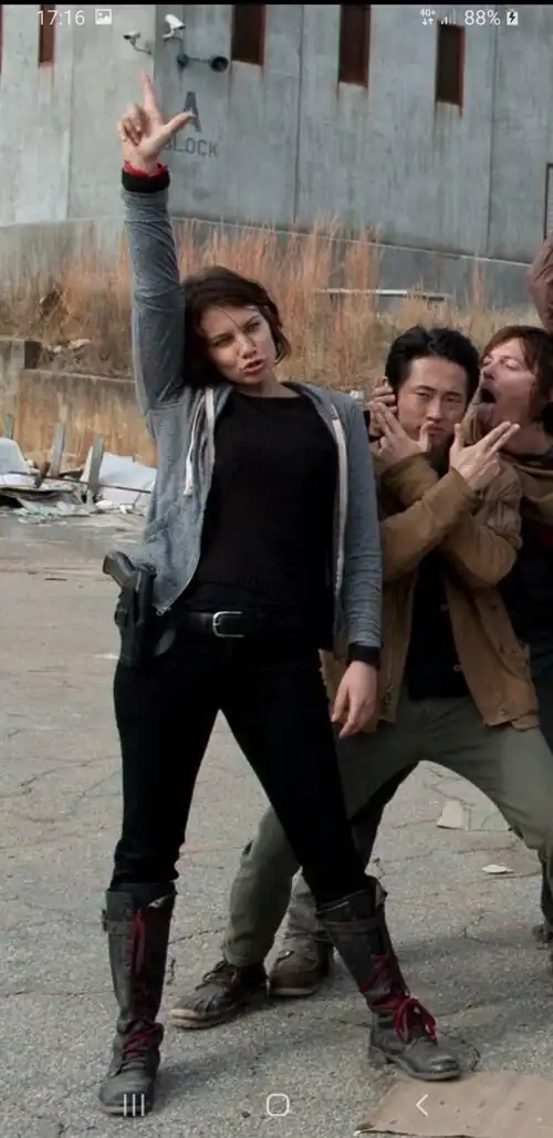 I love this random set photo 