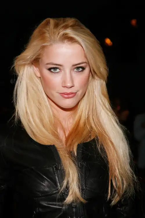 Blonde bombshell Amber Heard