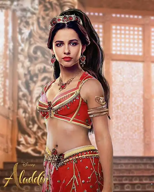 Naomi Scott - Aladdin