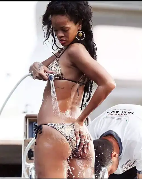 Those cakes are just perfect