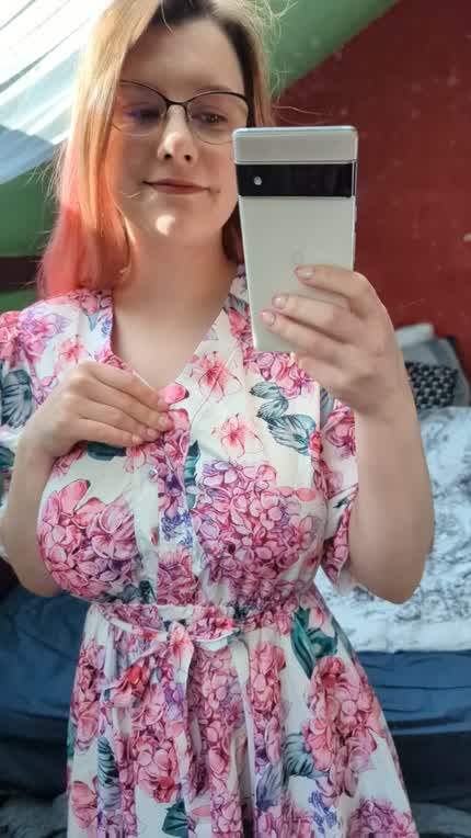 Round puppies under my sundress ♥