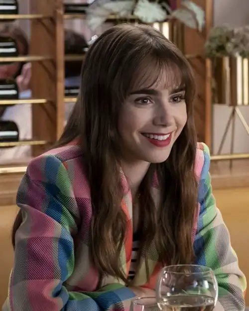 Beauty & bangs • Emily in Paris S3 • 2022