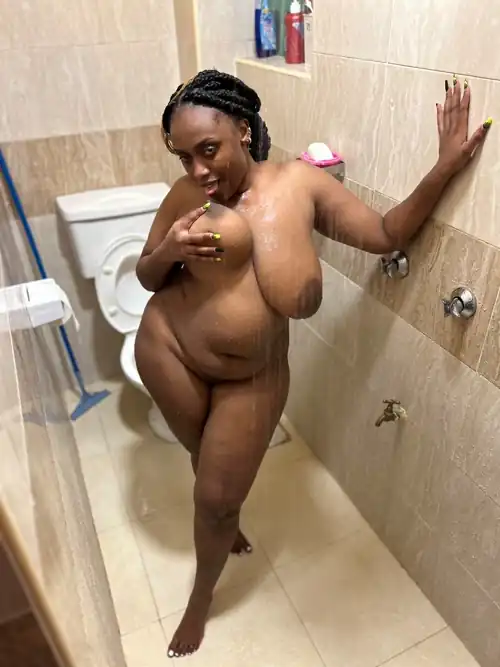 Are the men here into chubby girls?