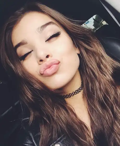 Hailee Steinfeld