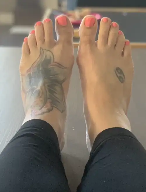 I’ve always hated my feet, would anyone actually want them in their face?