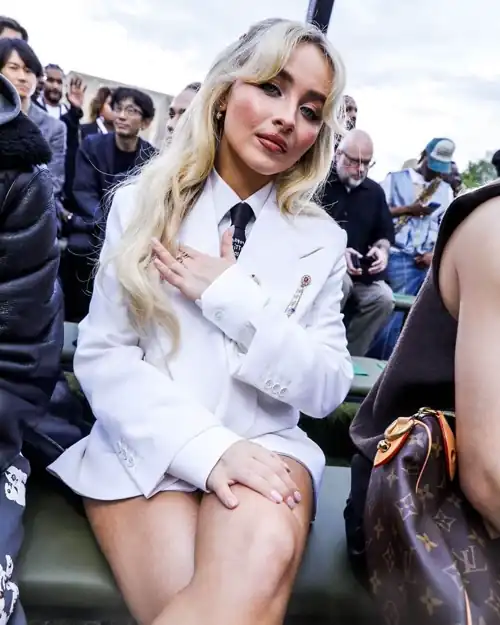 Any girls wanna cum for Sabby?