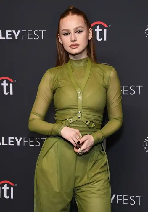 Madeleine Petsch has such a sexy body and fuckable face