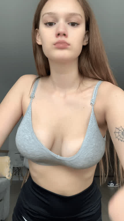 i know you want to touch my t33n body