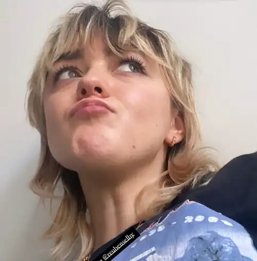Blonde Maisie