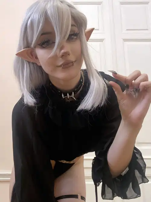 Even your friends laugh at your little dick