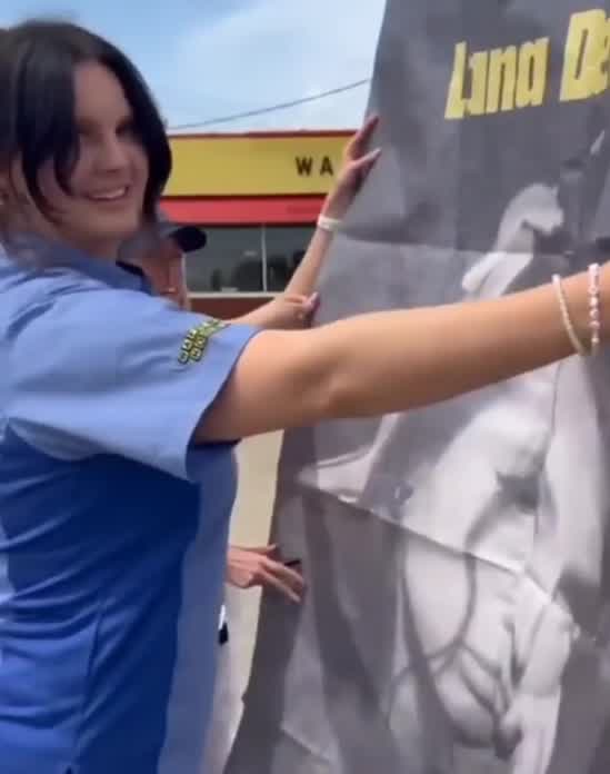 Lana signed an Ocean Blvd poster a fan STOLE from a wall in San Francisco 😭