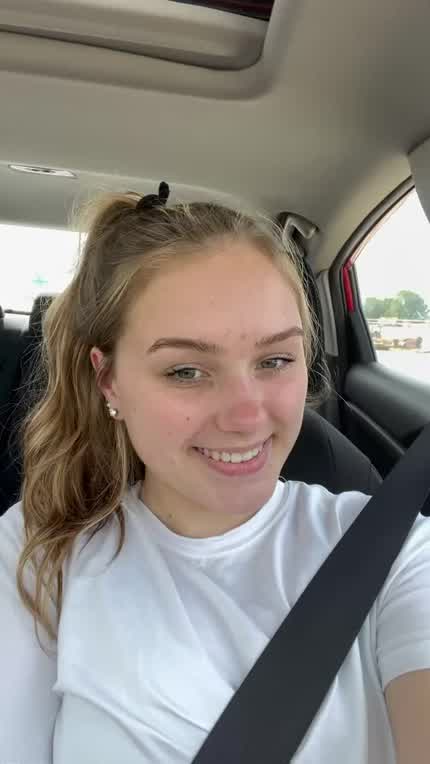 I like to show my tits to other men on the road