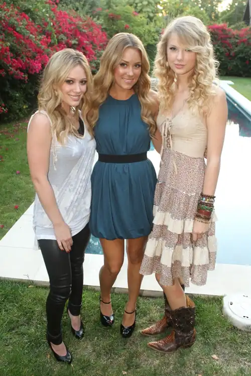 Lauren with Hilary Duff and Taylor Swift for a 2008 photoshoot for US Weekly