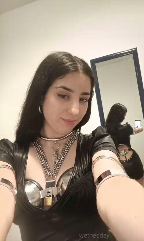 Yesterday I went to a kinky party 🥰