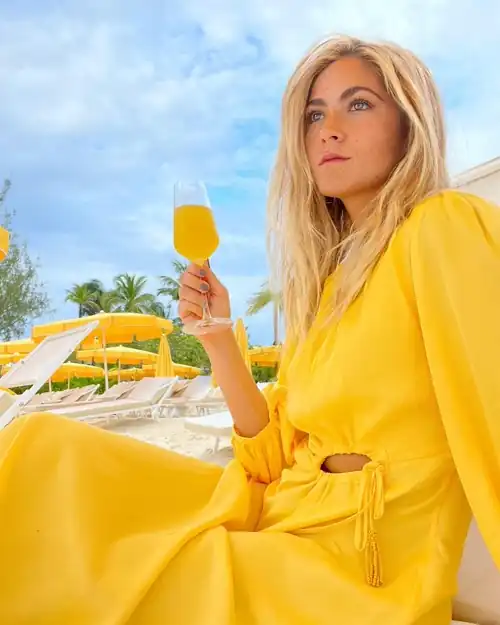 Is yellow her color
