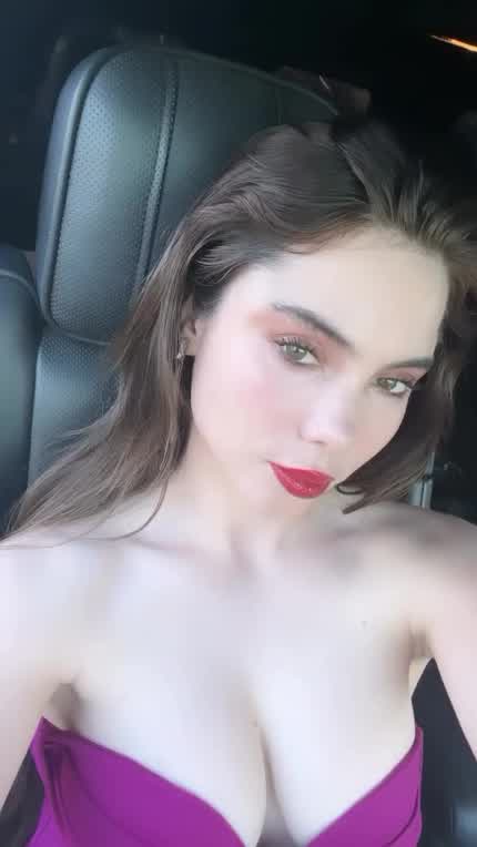 “It’s giving I left the house this weekend” from IG