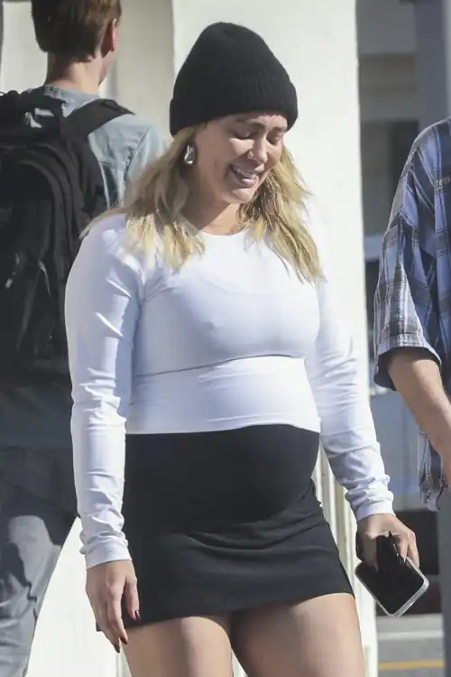 Hilary Duff pregnant
