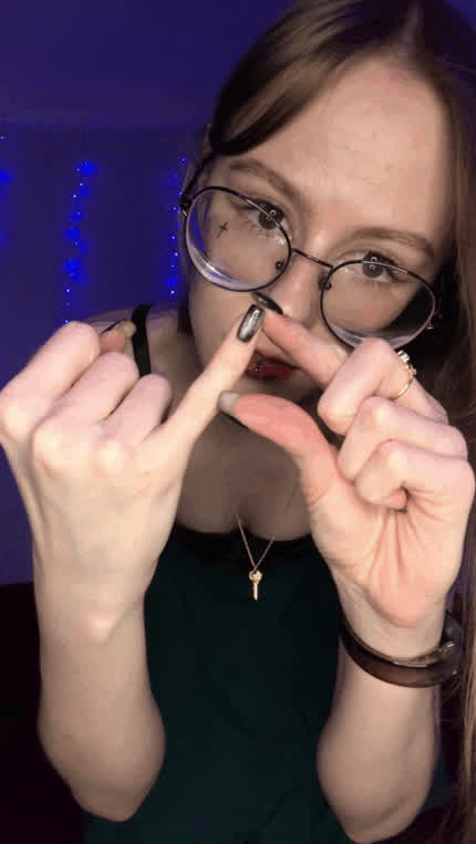 I bet that was the reaction of every woman who saw your worm😁