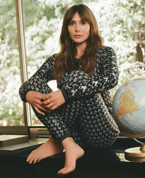 I love that we have such a loving community to worship our Goddess! I mean look at her, head to toe perfection!