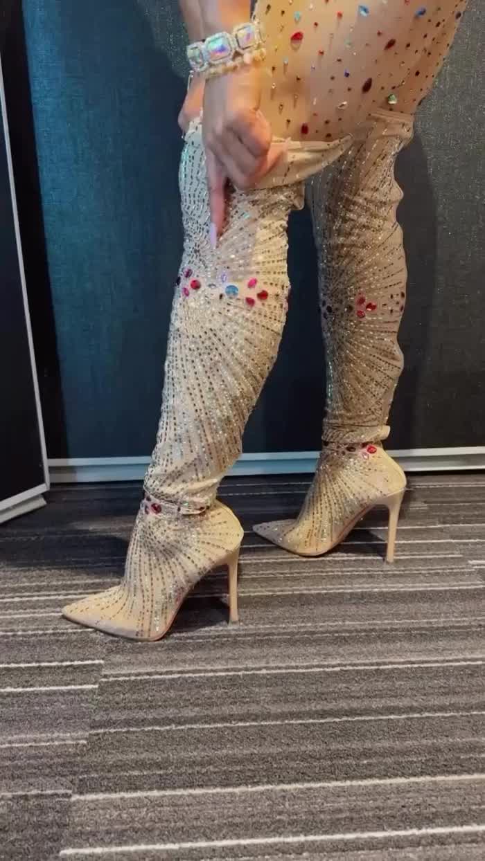 Mercedes Moné dressing for success.