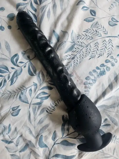 Why not combine two toys if you want to keep depth trained all day? 🤔