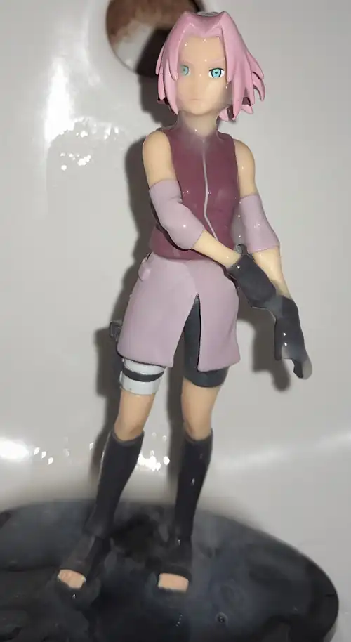 I cummed on this obscene Sakura figure