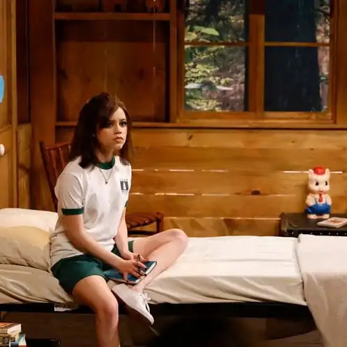 Tiny Jenna (SNL Skit)