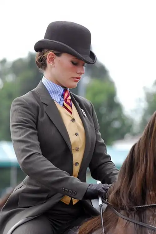 Are riding suits allowed?