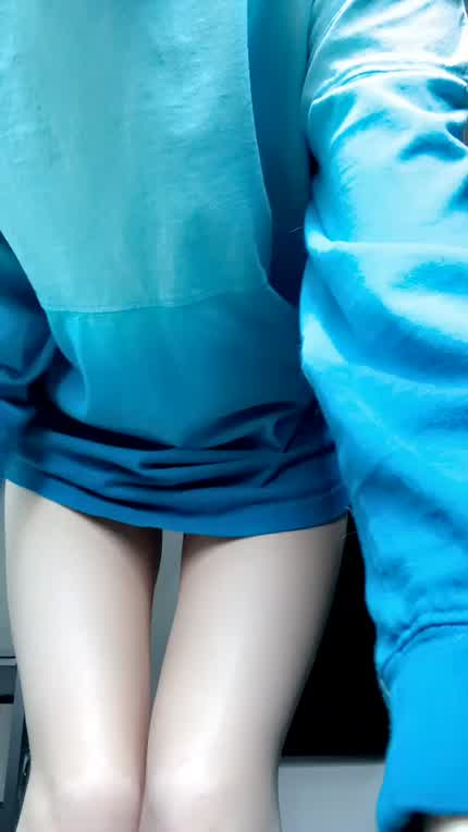 Let me sit on your lap?
