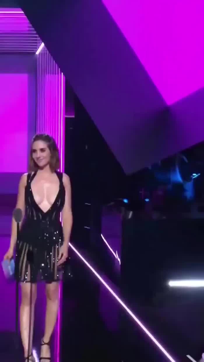 Alison Brie
