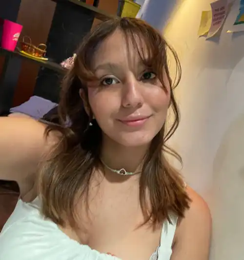 Wearing my natural hair makes me feel happy