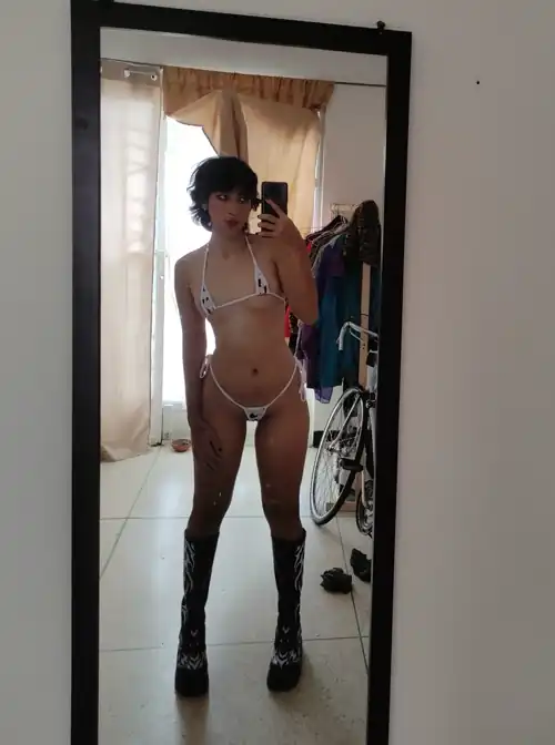 trying this cute microbikini but it looks the right size to me