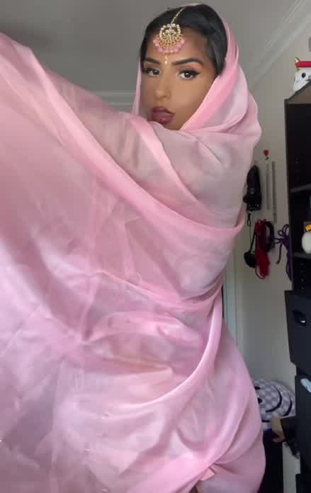 im not sure if pink is my color.