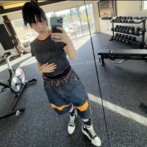 You’re about to fuck Billie, what is the first thing you’re taking off of her?