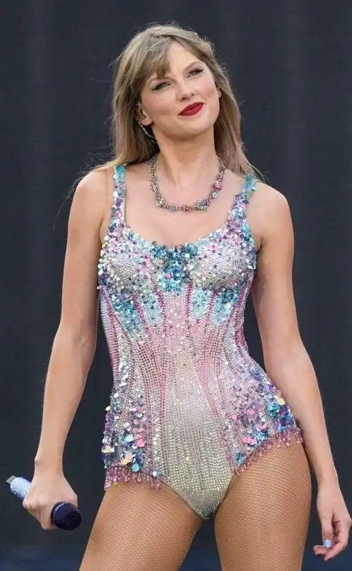 She has such a wonderful body