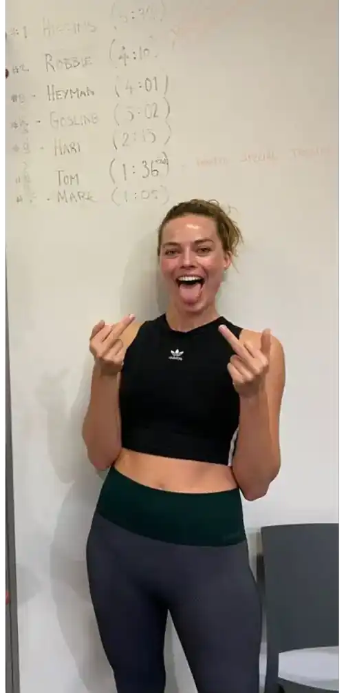 Margot second place in a plank challenge | July 2023
