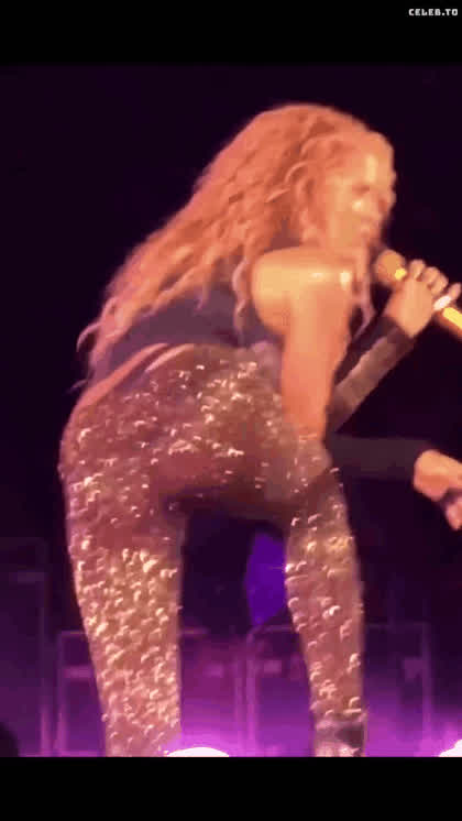 I love how you’re able to see her thong