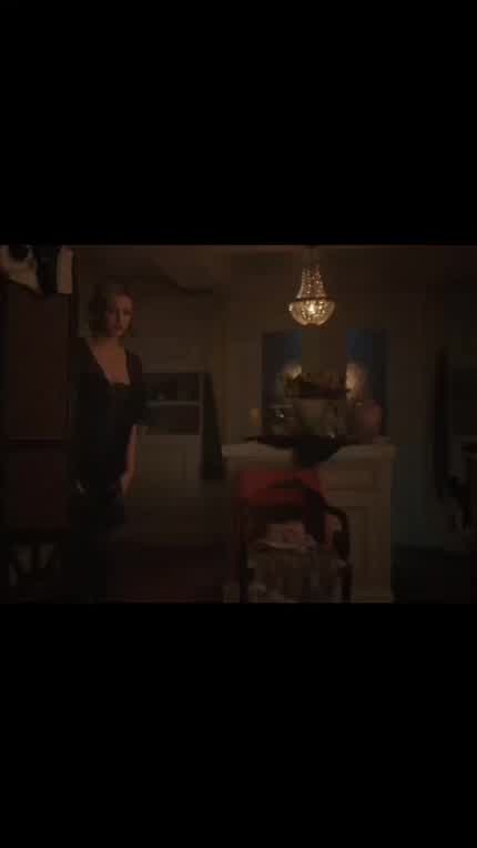 Sexy moments from Riverdale S07E06, May 2023