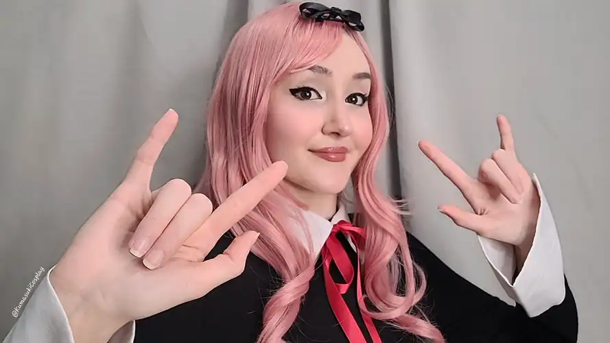 Chika Fujiwara is so fun to cosplay (OC)