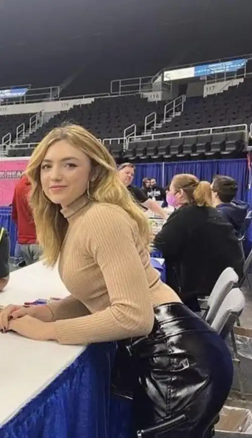 Just imagine seeing that in public 🤤